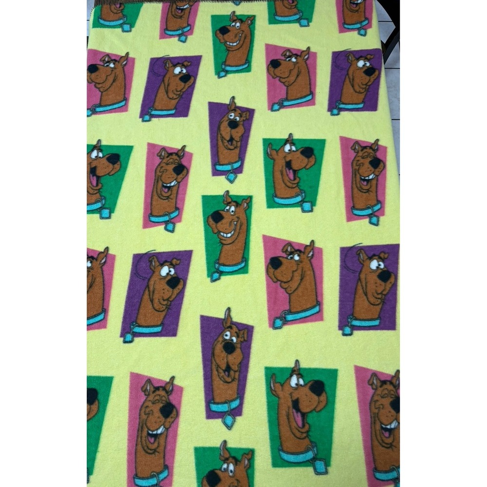 Vintage 2002 Cartoon Network Scooby doo fleece blanket 46x63